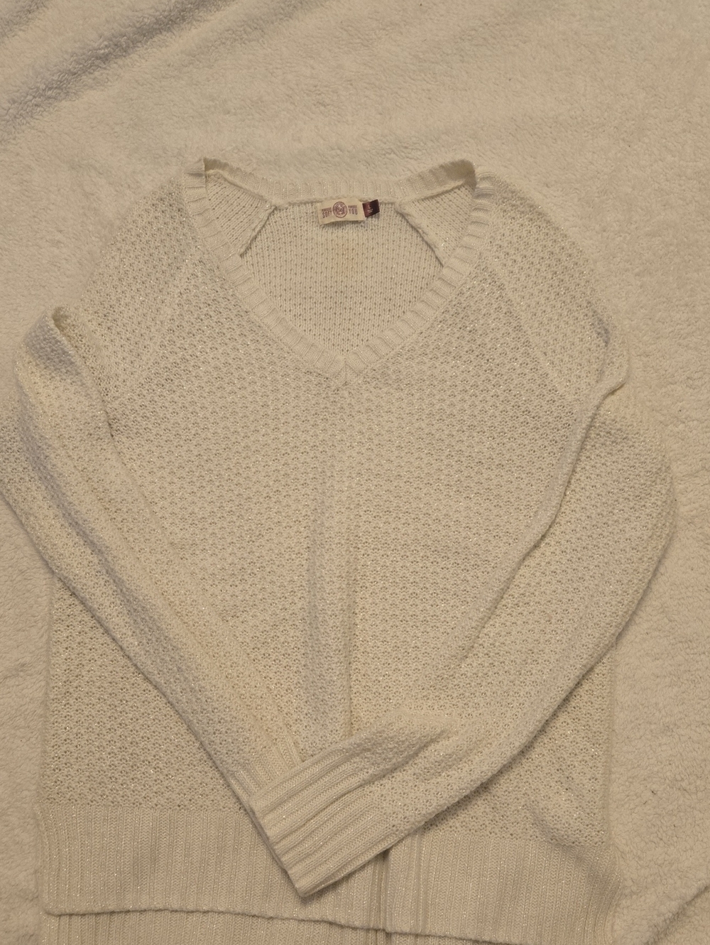 Women's V-Neck Knit Sweater in Cream